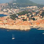 Apartment& Lukre / Lukre With Terrace * Ντουμπρόβνικ