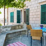 Apartment& Lukre / Lukre With Terrace