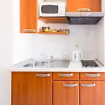 Apartment& Lukre / Lukre With Terrace דוברובניק