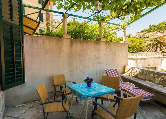 Apartment& Lukre / Lukre With Terrace