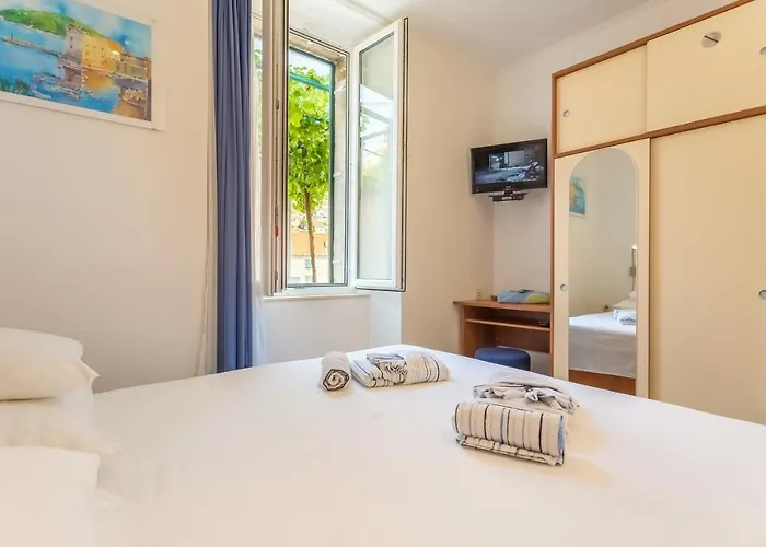 Apartment& Lukre / Lukre With Terrace Daire Dubrovnik