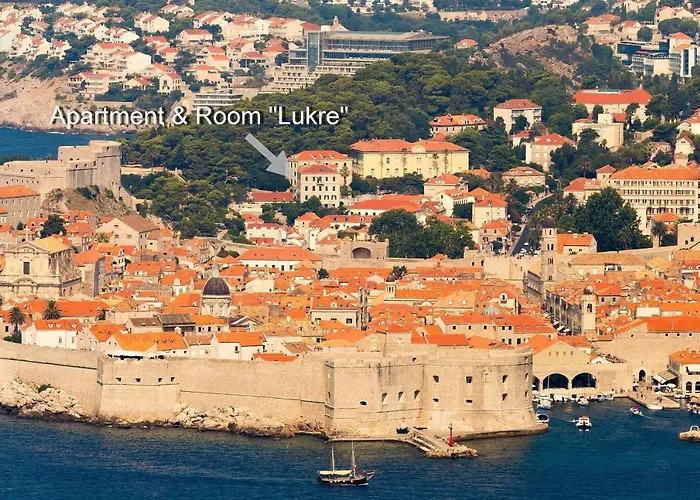 Apartment& Lukre / Lukre With Terrace * Dubrovnik