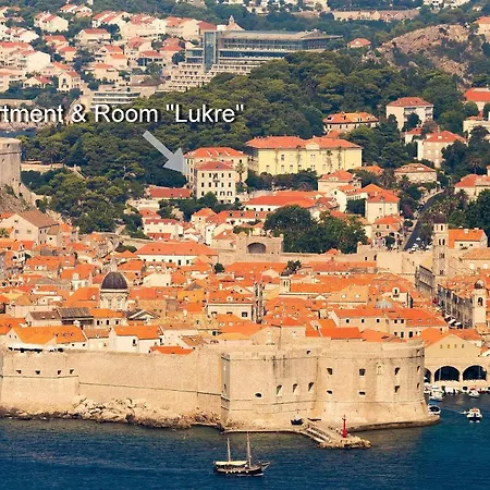 Apartment& Lukre / Lukre With Terrace * Dubrovnik